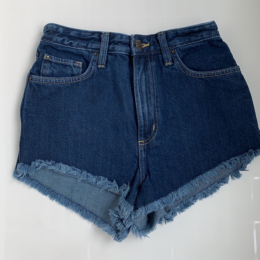 Lee’s Vintage Modern Cutoff Short - Picture 4 of 7